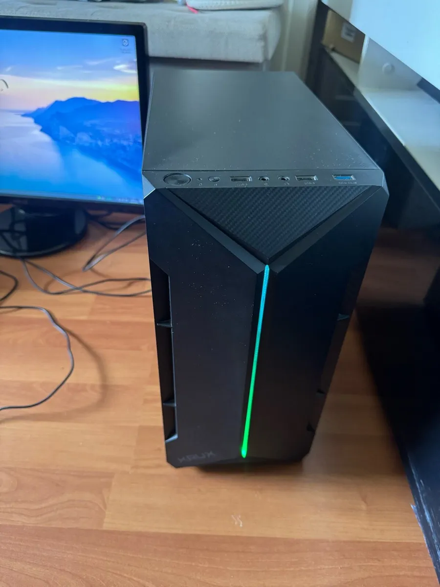 Starter gaming pc - Image 1