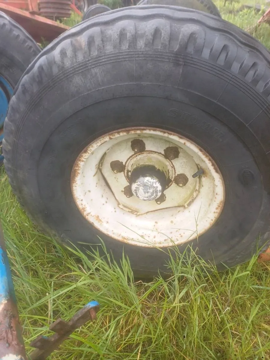 Two axles of 12 ton trailer - Image 2