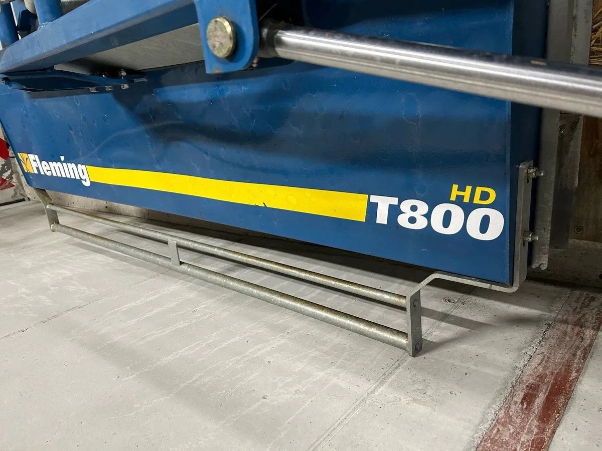 Fleming 8FT Topper For Sale - Image 2