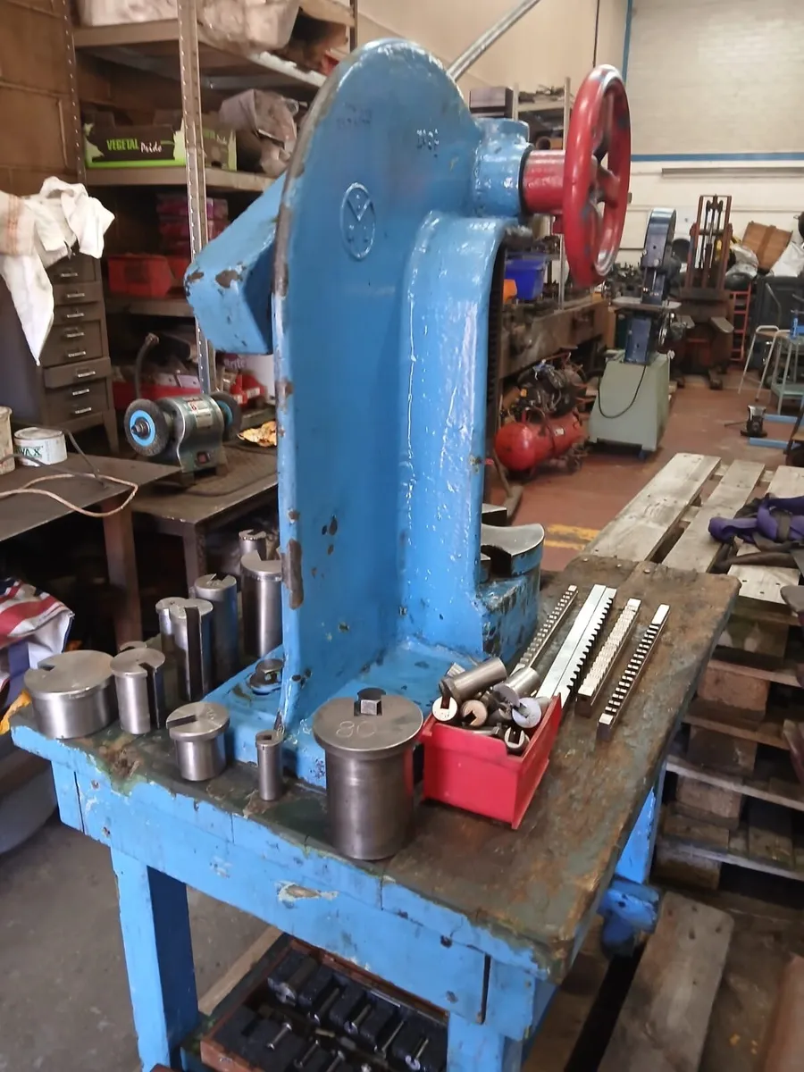 50 Ton Arbor press & Broch keyway sets. - Image 2