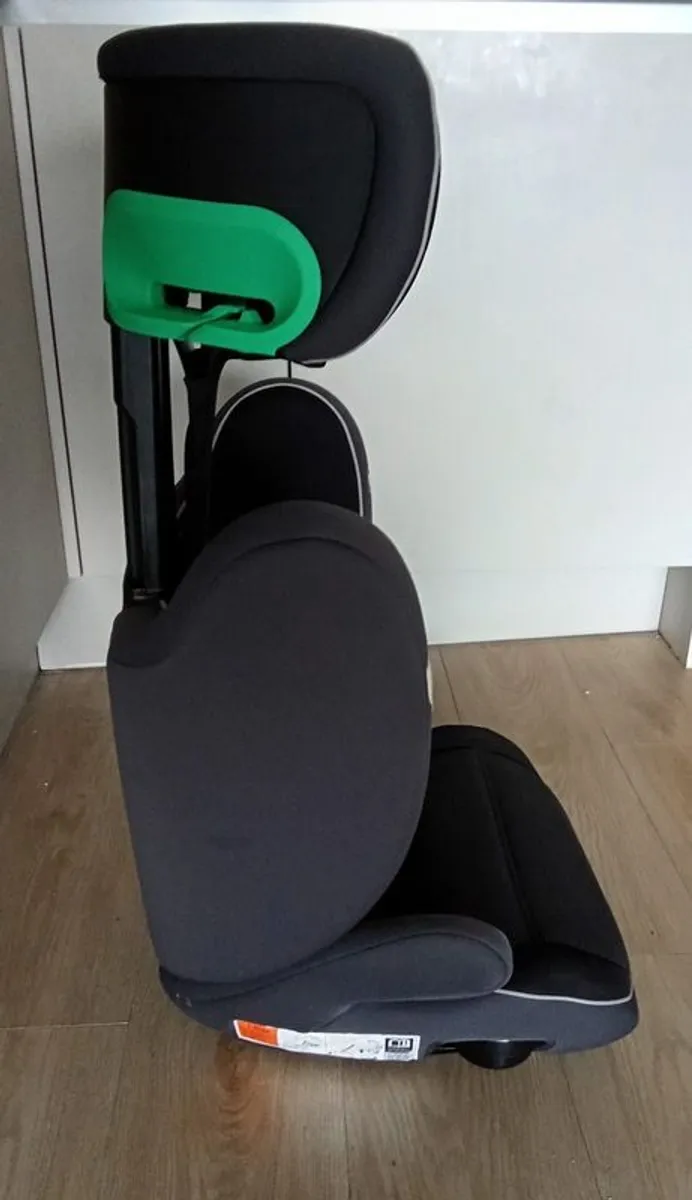 Booster seat - Image 1