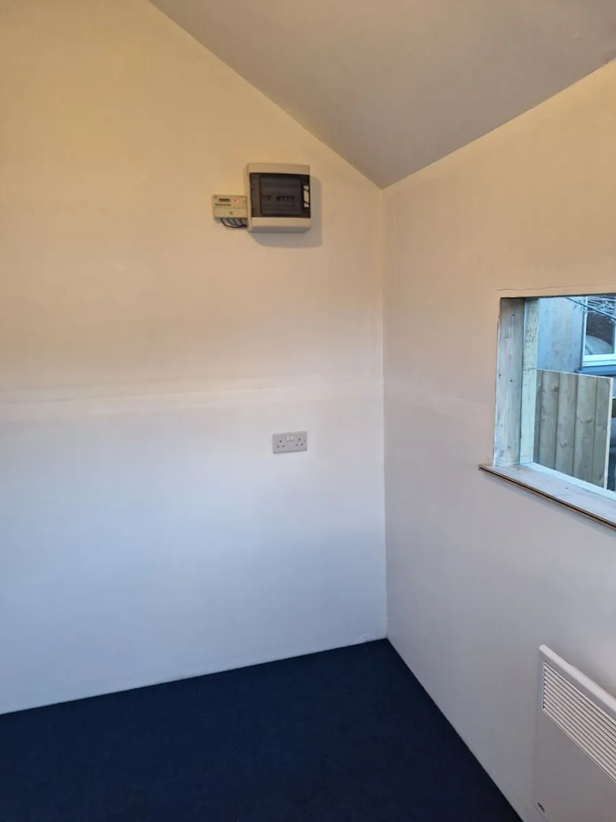 Garden room office study - Image 3
