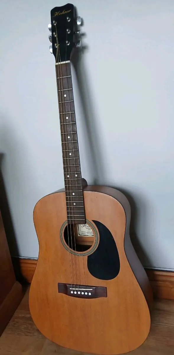 Honer HW 300 accustic guitar - Image 1