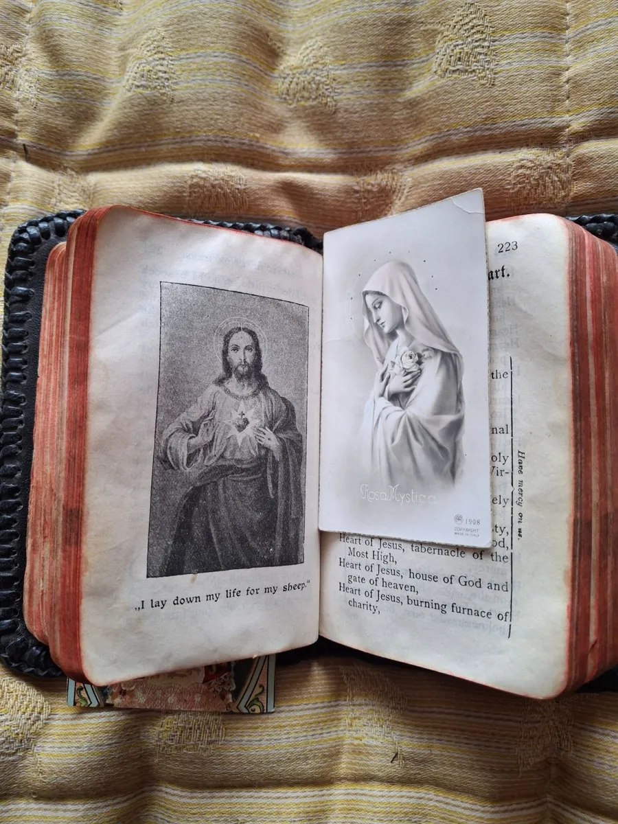 OLD HOLY CROSS STATUES - Image 4