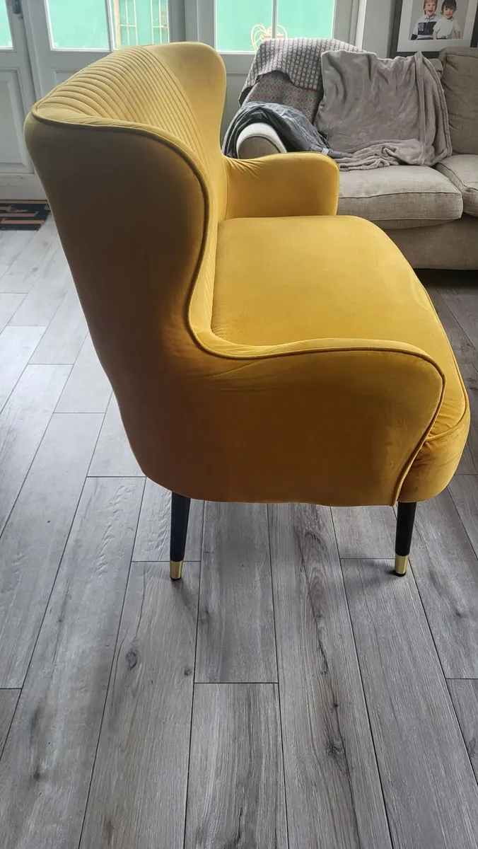 Couch - Image 3