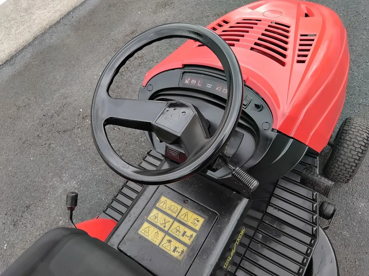 Castle Garden Ride-On- Lawnmower - Image 3