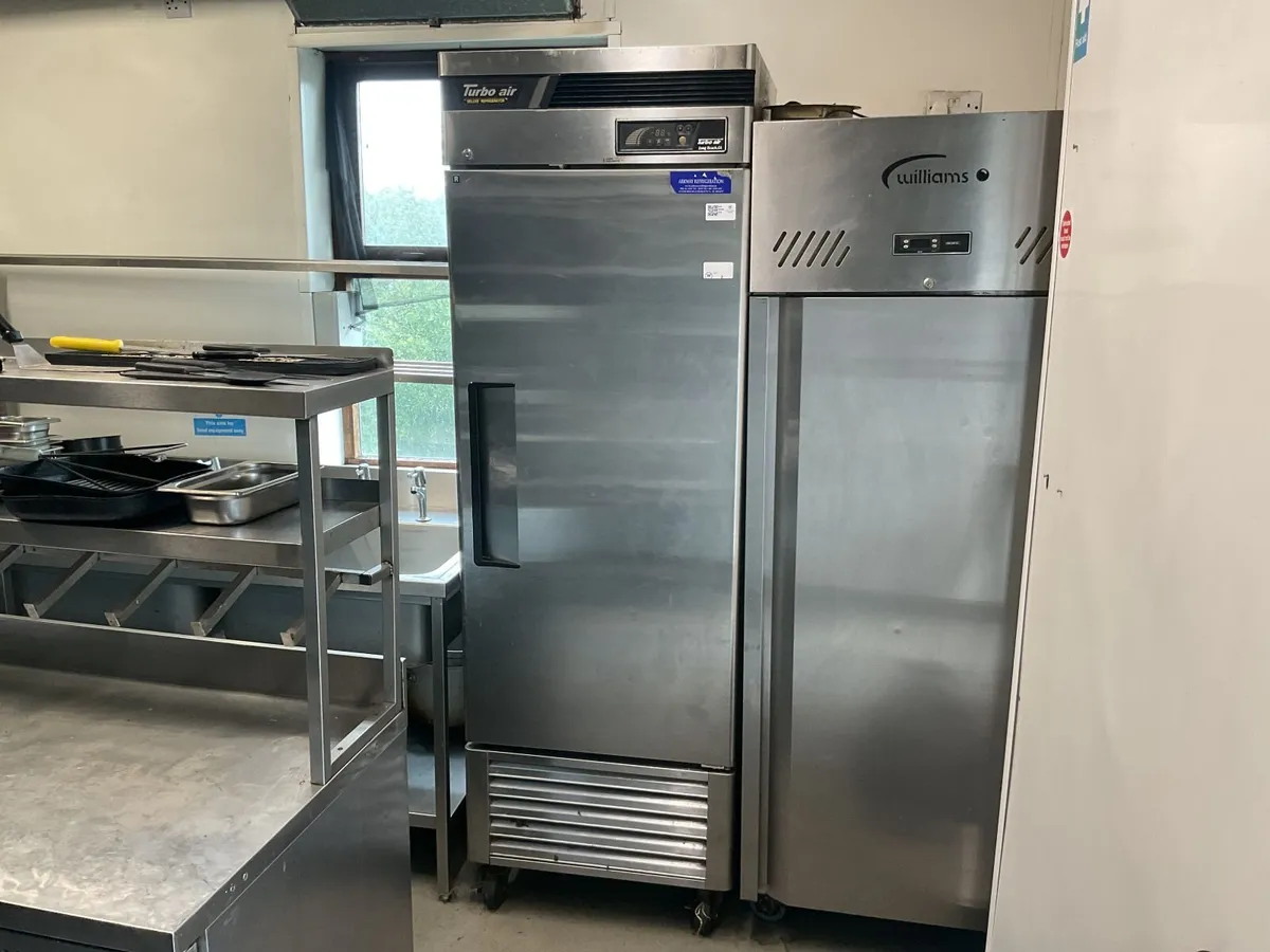 Unreserved Auction Of Bochelli's Restaurant - Image 2