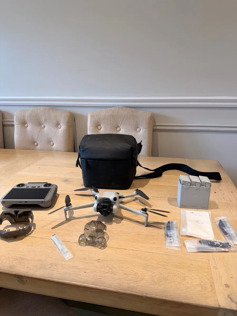 DJI mini 4 Pro Fly More Combo - Image 1