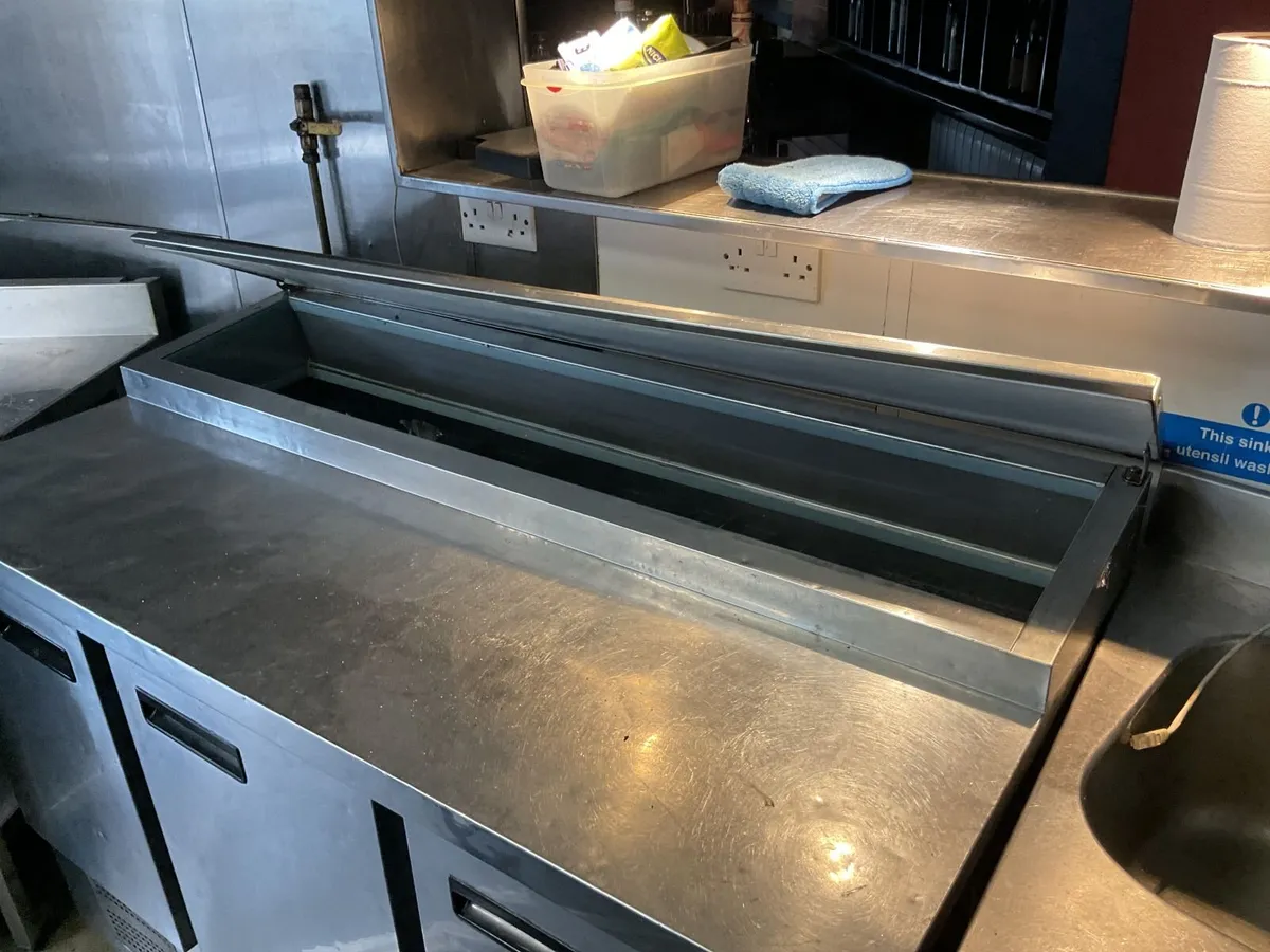 Unreserved Auction Of Bochelli's Restaurant - Image 4