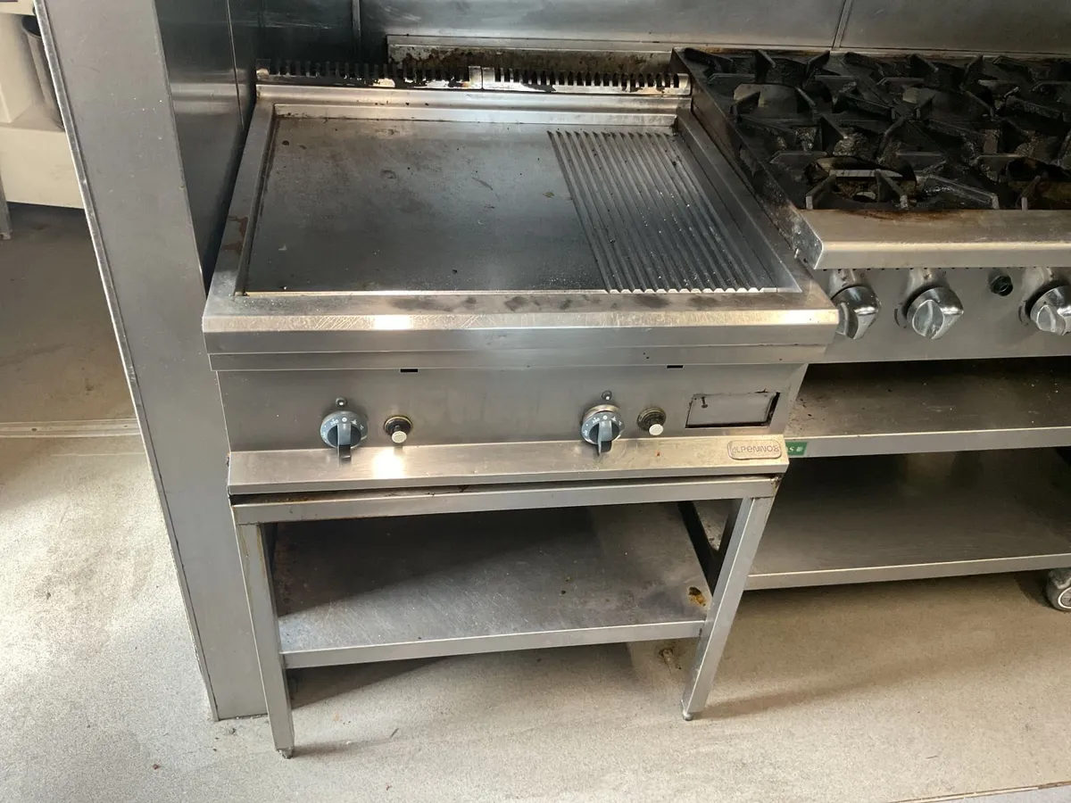 Unreserved Auction Of Bochelli's Restaurant - Image 3