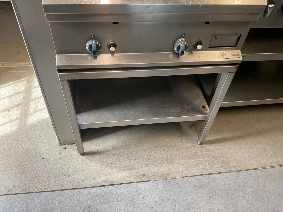 Unreserved Auction Of Bochelli's Restaurant - Image 4