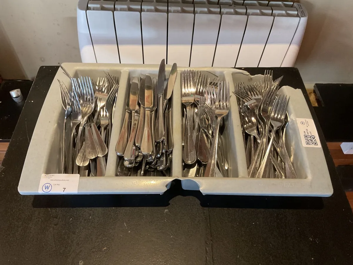 Unreserved Auction Of Bochelli's Restaurant - Image 2