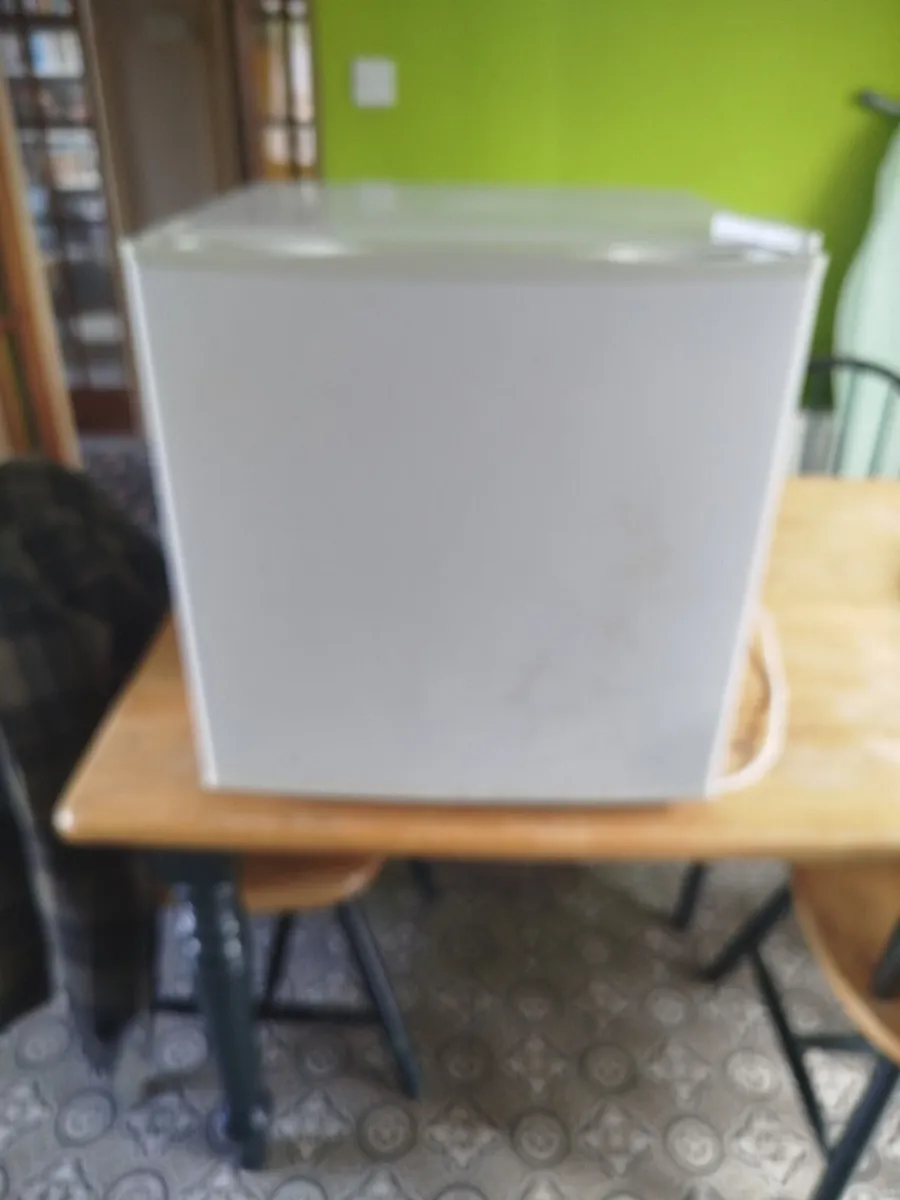 counter top freezer - Image 1