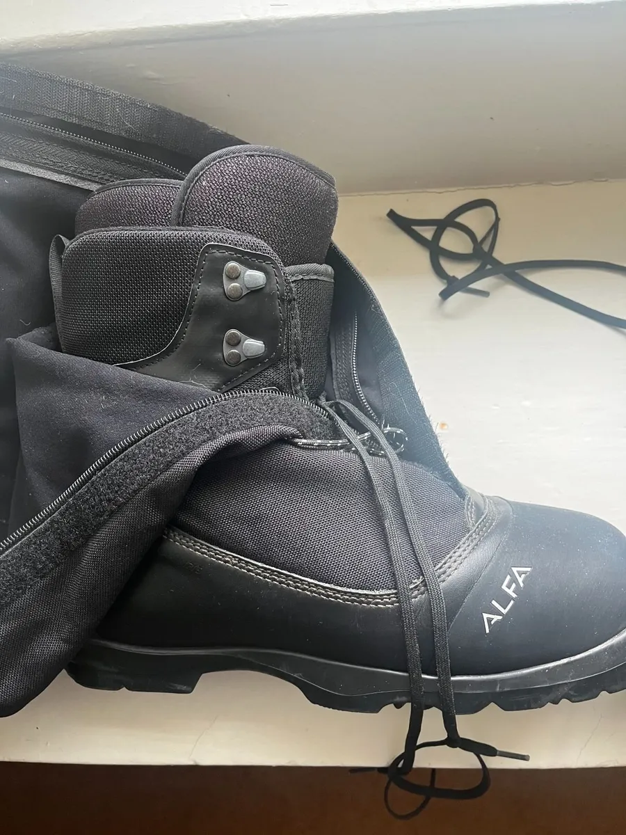 Alfa Polar A/P/S Expedition Ski Boot (44) - Image 3