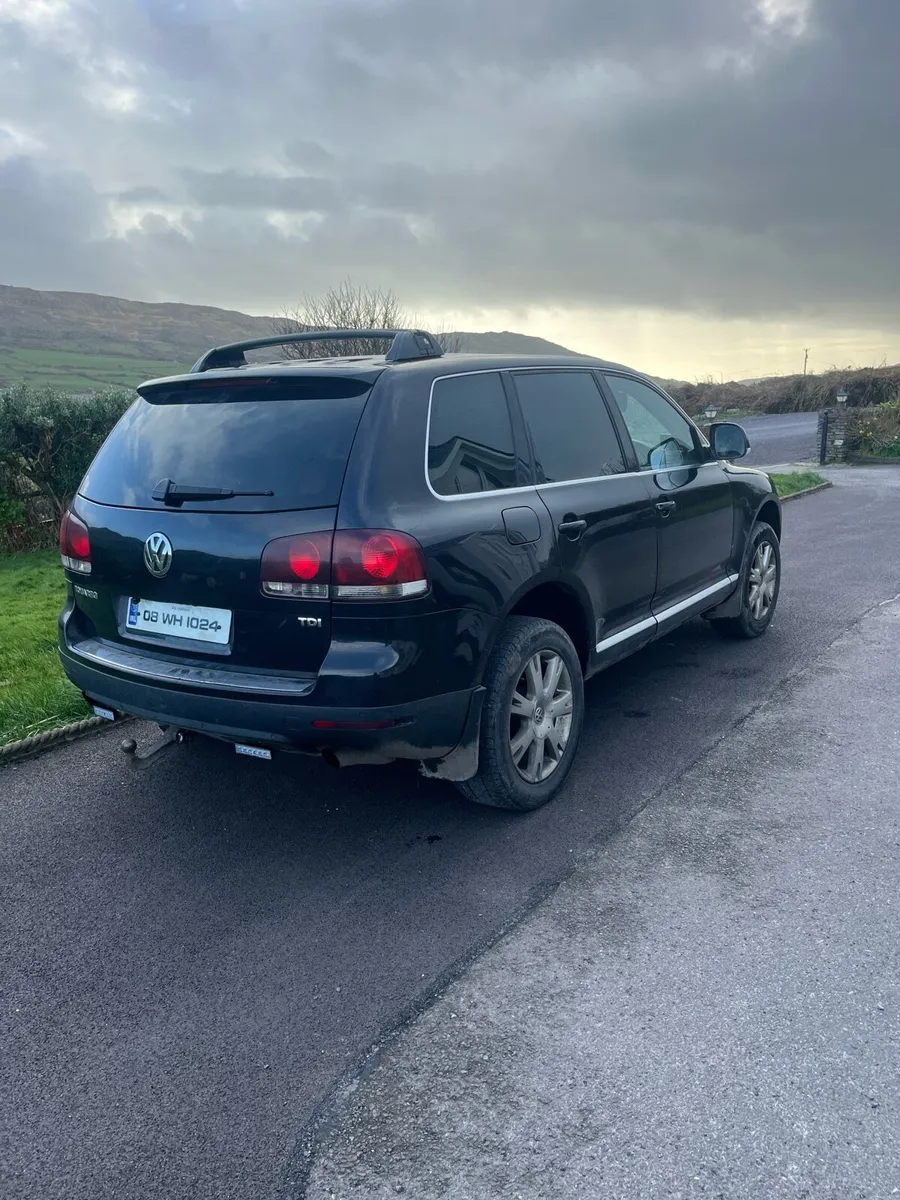 Volkswagen Touareg - Image 4