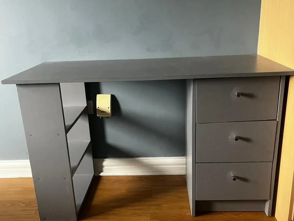 Study / Home Office Desk, Must Go Fast - Image 3