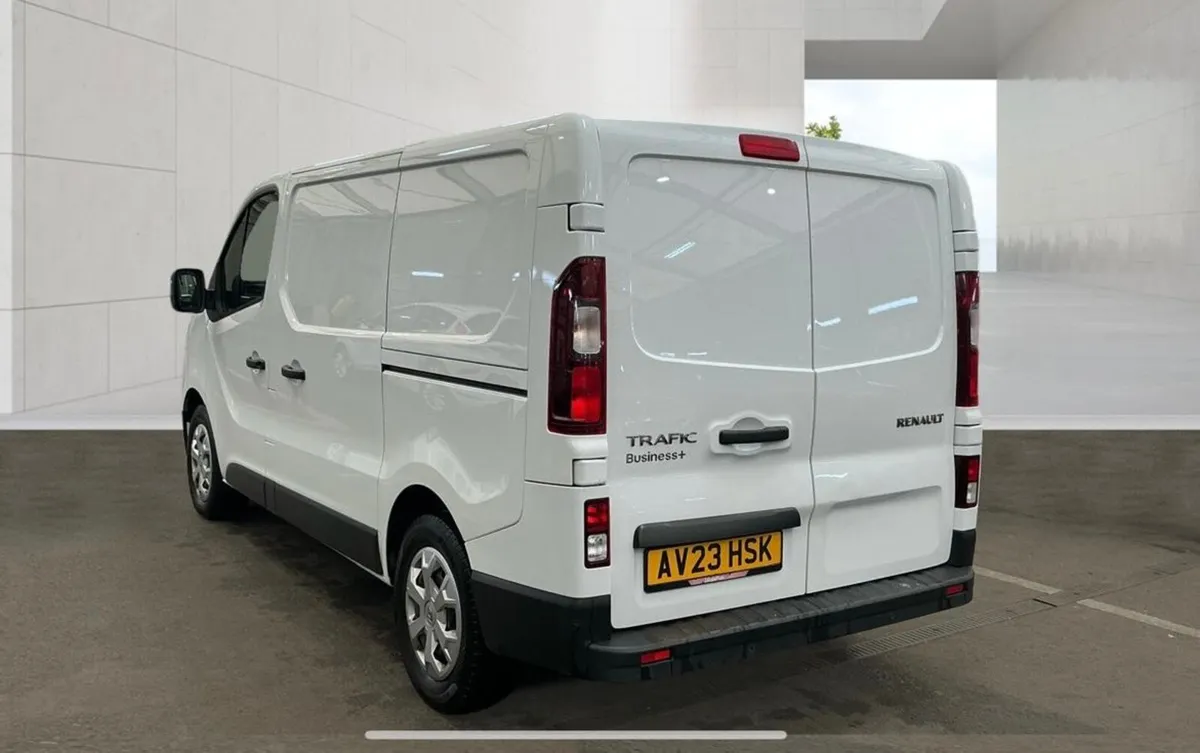 Renault Trafic 2023 - Image 4