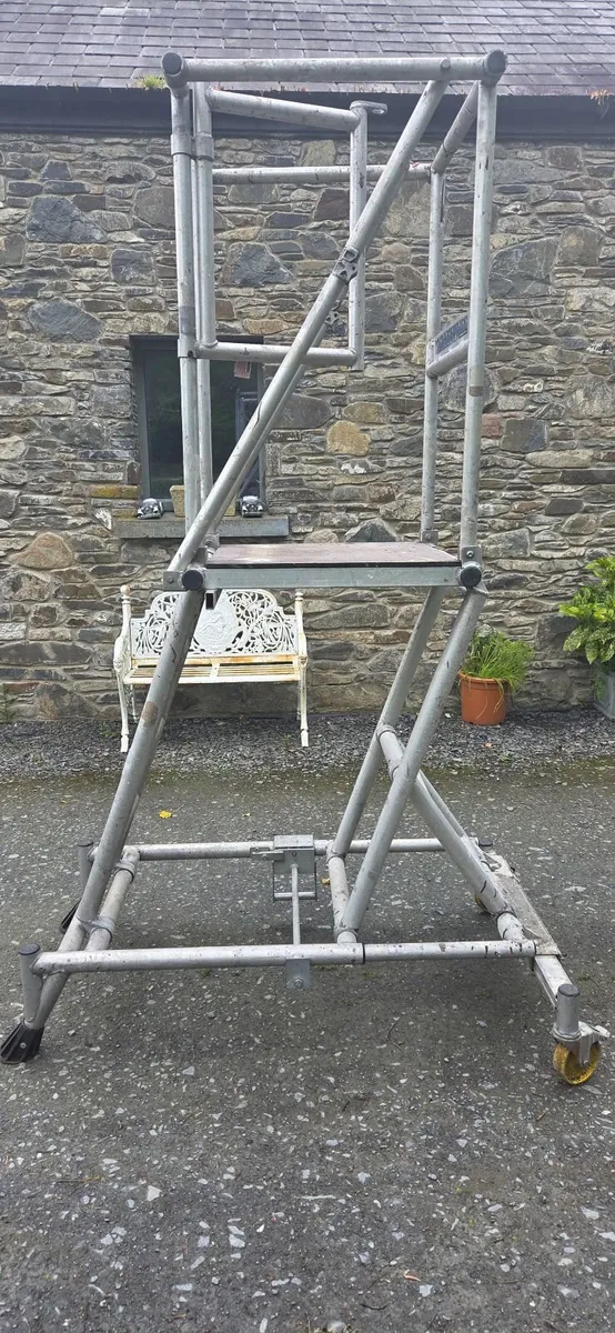 Tower scaffolding - Image 4