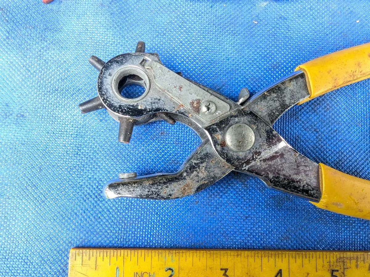 3 Upholsterers Tools - Image 2