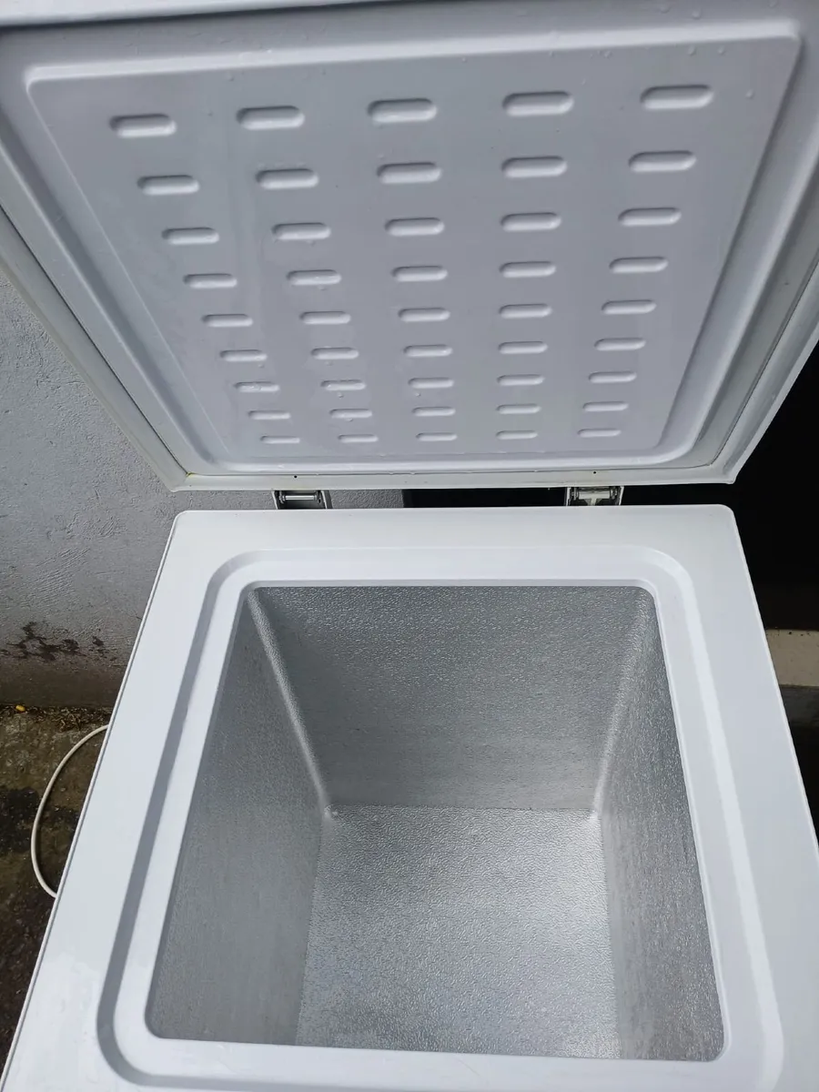 CHEST FREEZER FOR SALE - Image 3