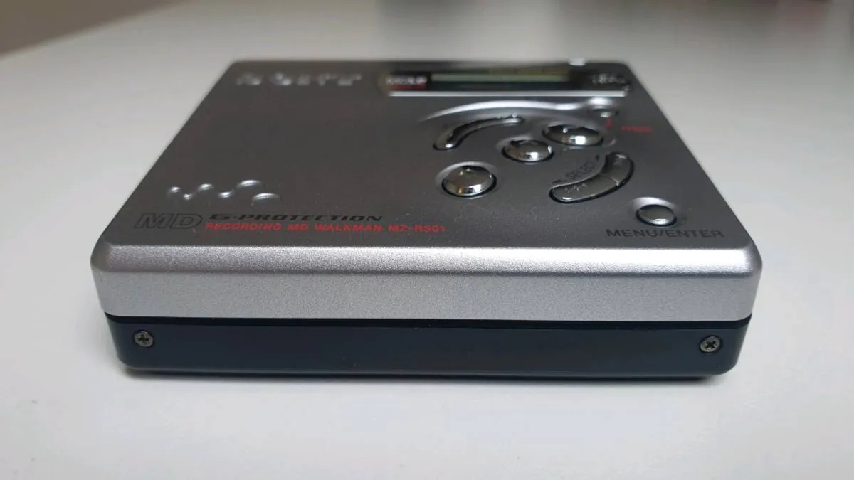 SONY Walkman MZ-R501 Minidisc player recorder NEW! - Image 2
