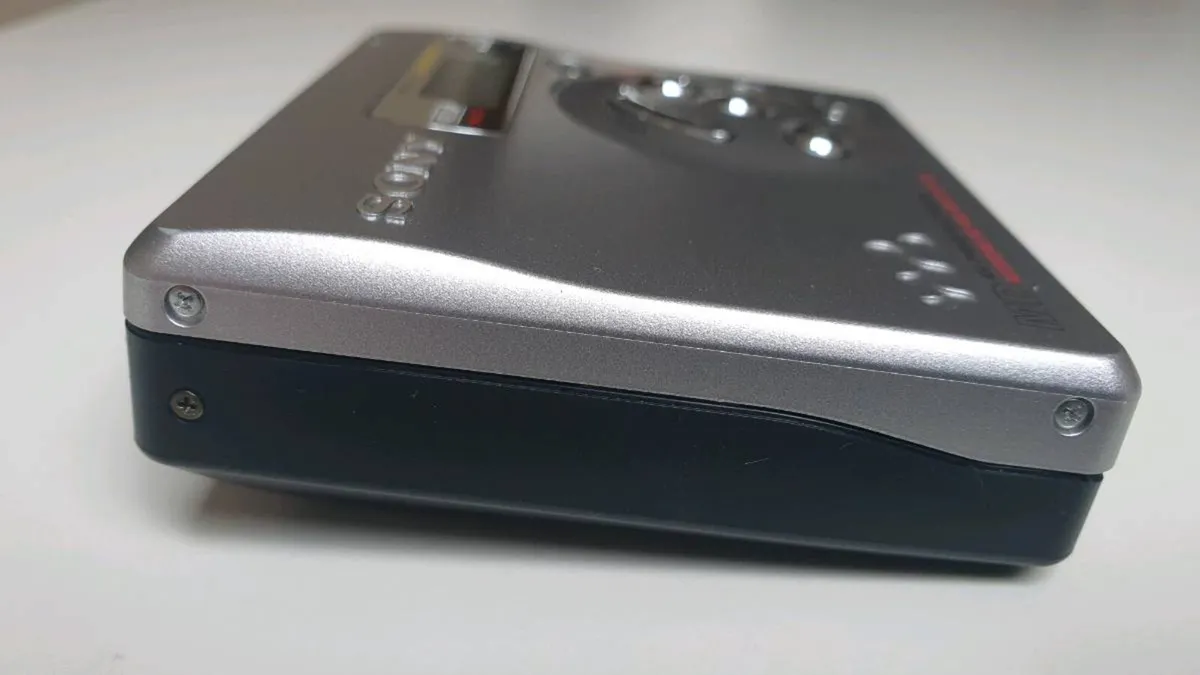 SONY Walkman MZ-R501 Minidisc player recorder NEW! - Image 4