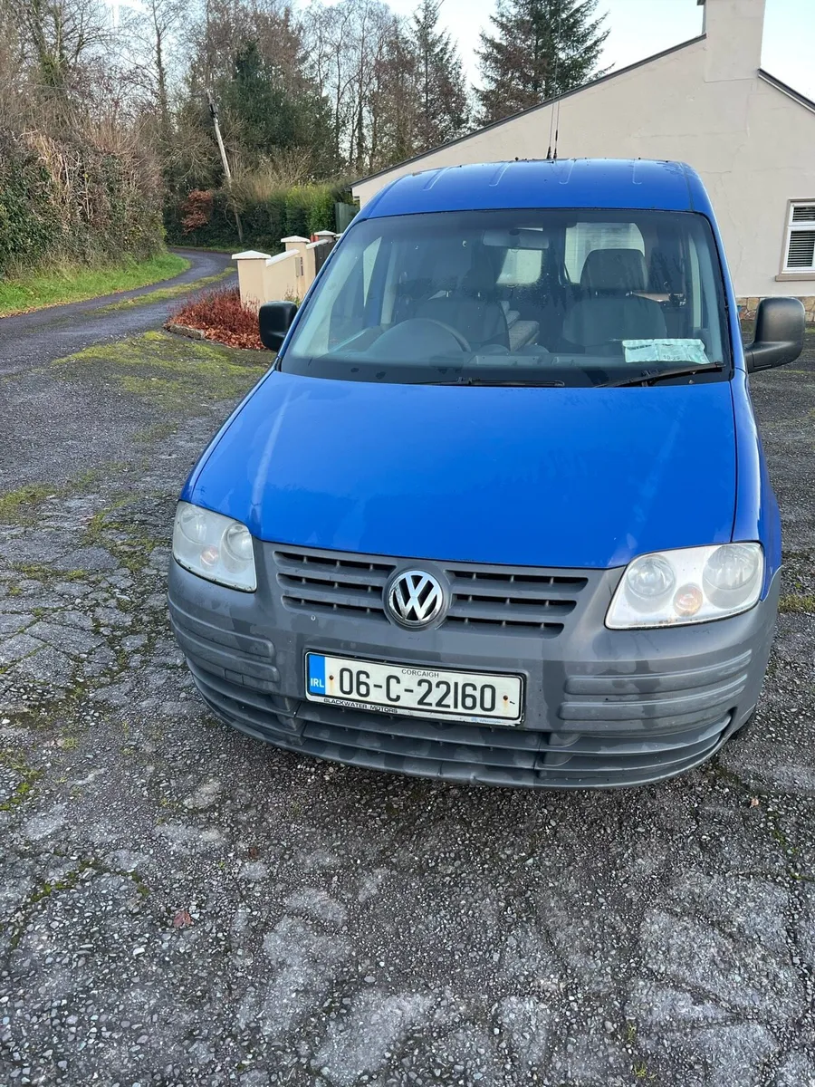 VW Caddy Camper - Image 2