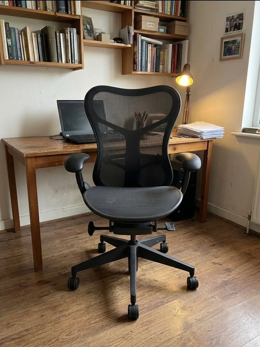 Herman Miller Mirra 2- office Chair -perfect! - Image 1