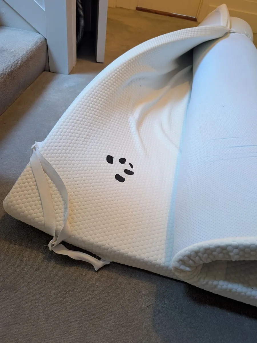 Matress topper 6ft FREE - Image 1