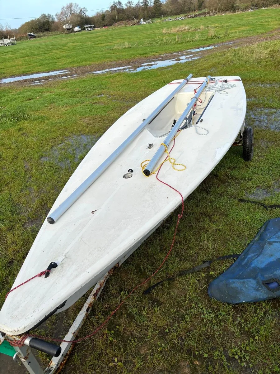 Laser Dingy Sailing Boat - Image 2