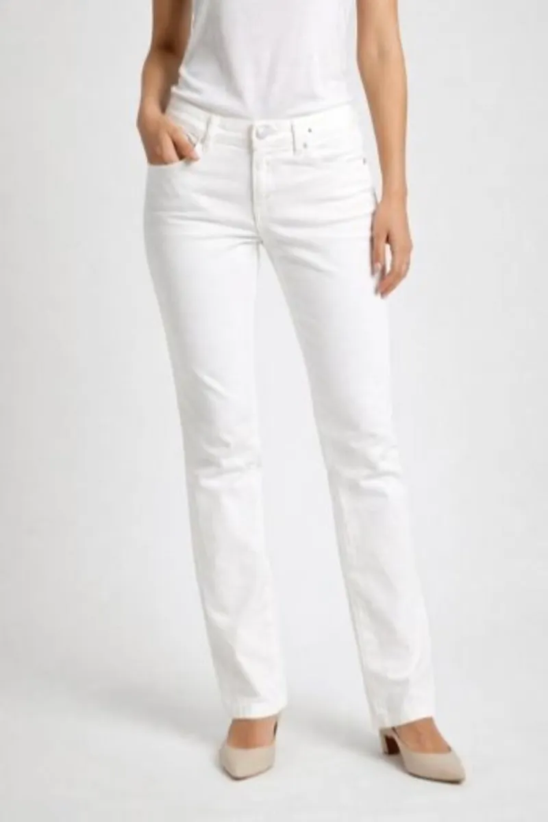 Ladies White Jeans: Size 10  Never worn - Image 1