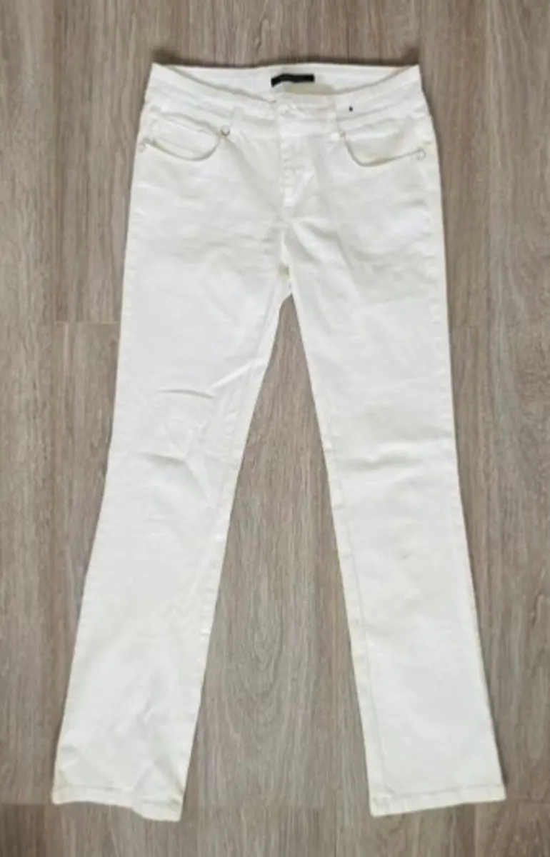 Ladies White Jeans: Size 10  Never worn - Image 2