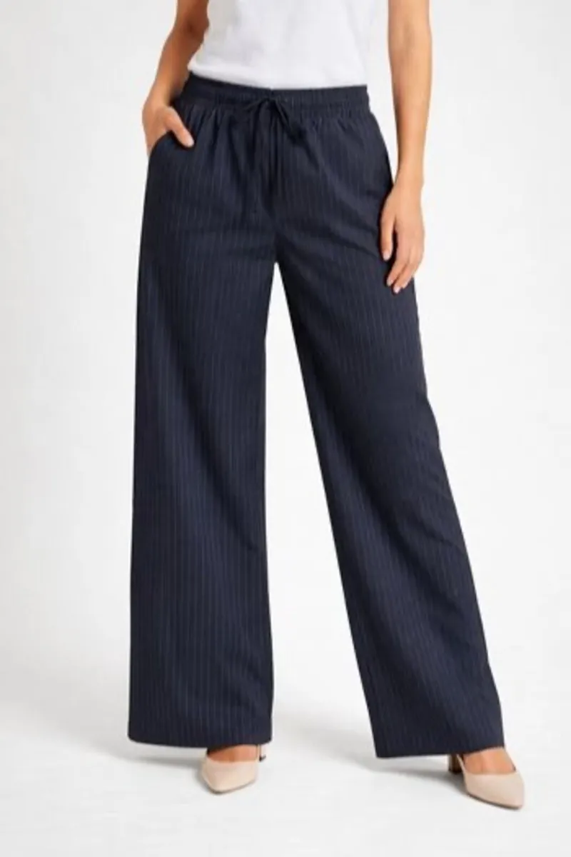 Stradivarius women's wide-leg pinstripe trousers - Image 1
