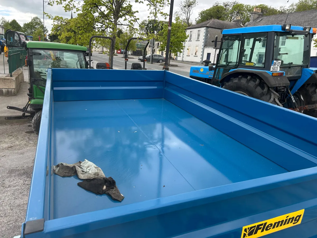 New Fleming TR6 Tipping Trailer - Image 4