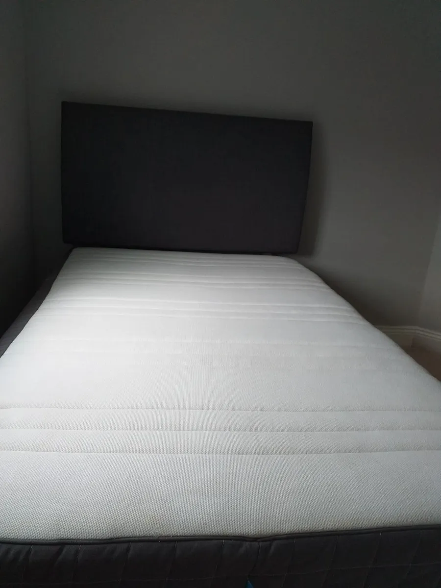 Small Double  Bed - Image 4
