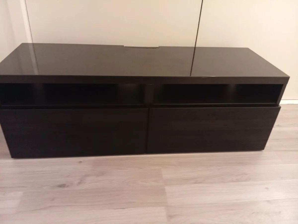 Modern Quality Glass Top TV Bench Unit - Image 2