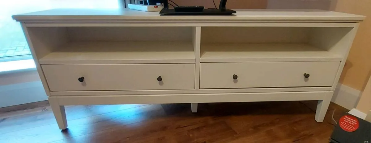 TV unit - Free to take away