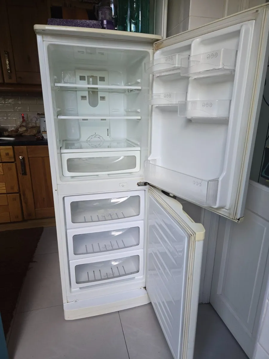 Fridge-freezer - Image 2