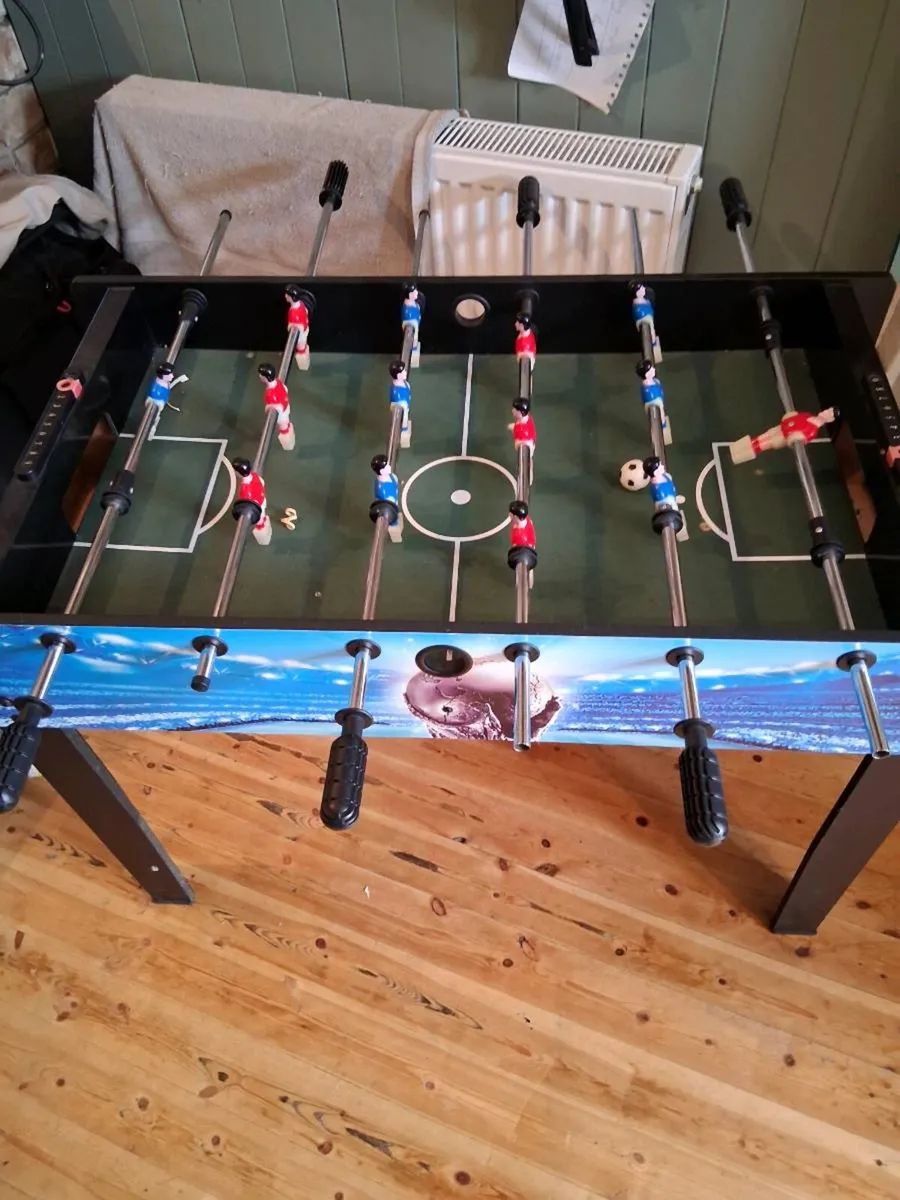 Soccer table - Image 1