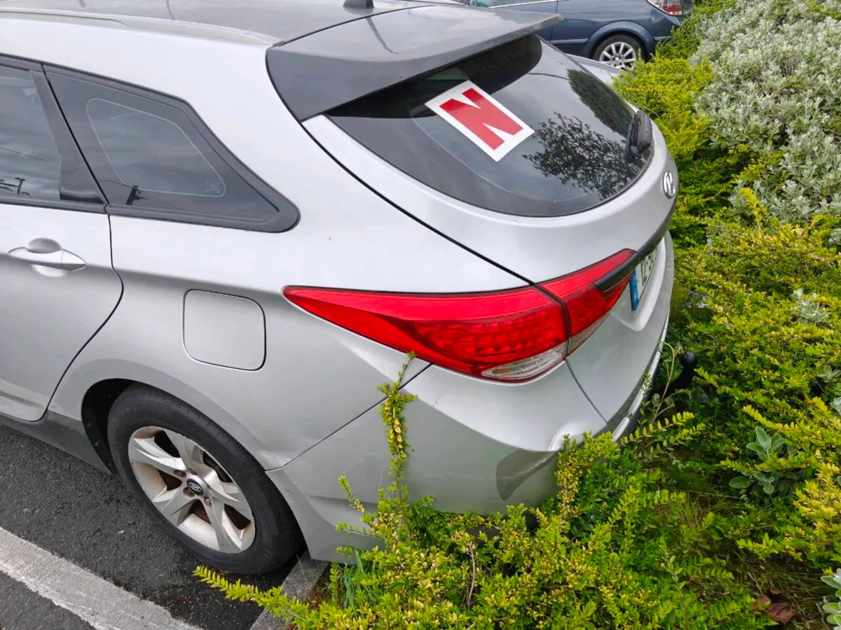 2012 hyundai i40 parts - Image 3
