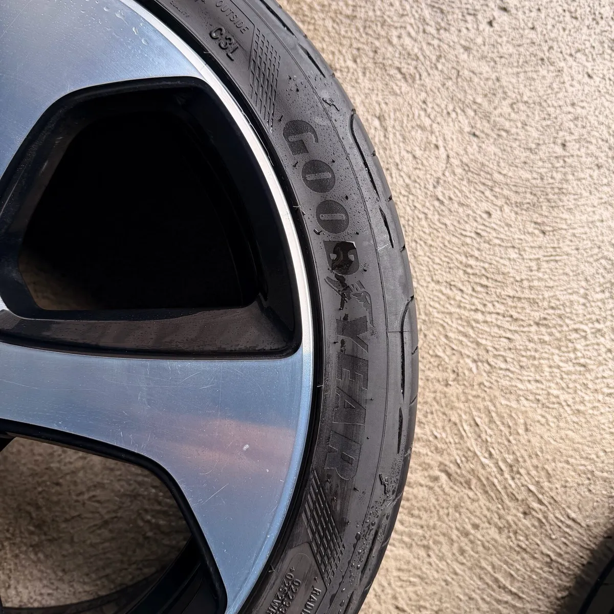 VW Golf GTI Austin 18” Alloy Wheels + Tyres 225/40 - Image 3