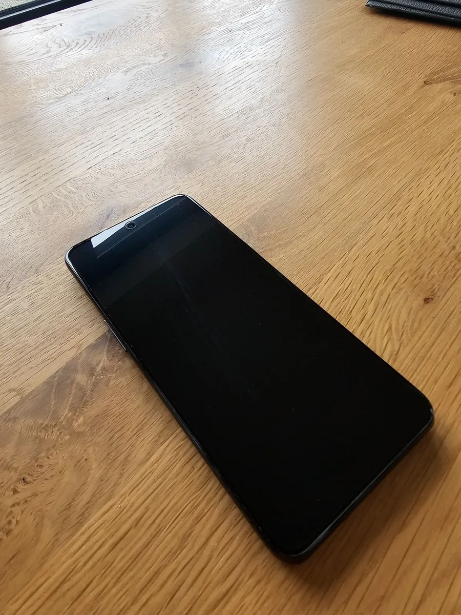 OnePlus 10T 5G - Image 2