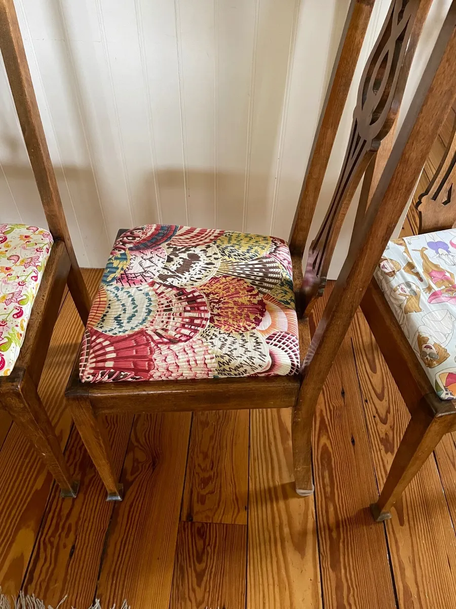 4 chairs - Image 4