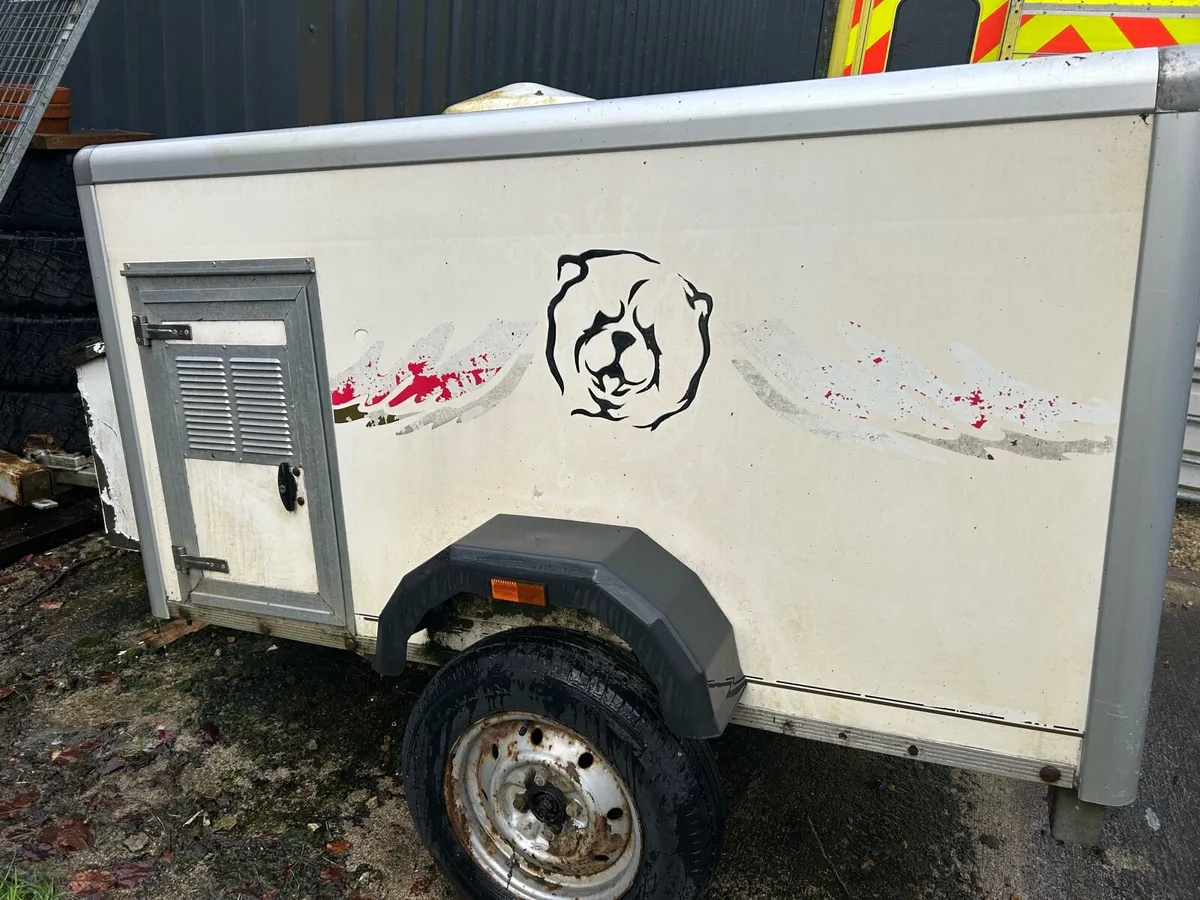 Dog Trailer - Image 3