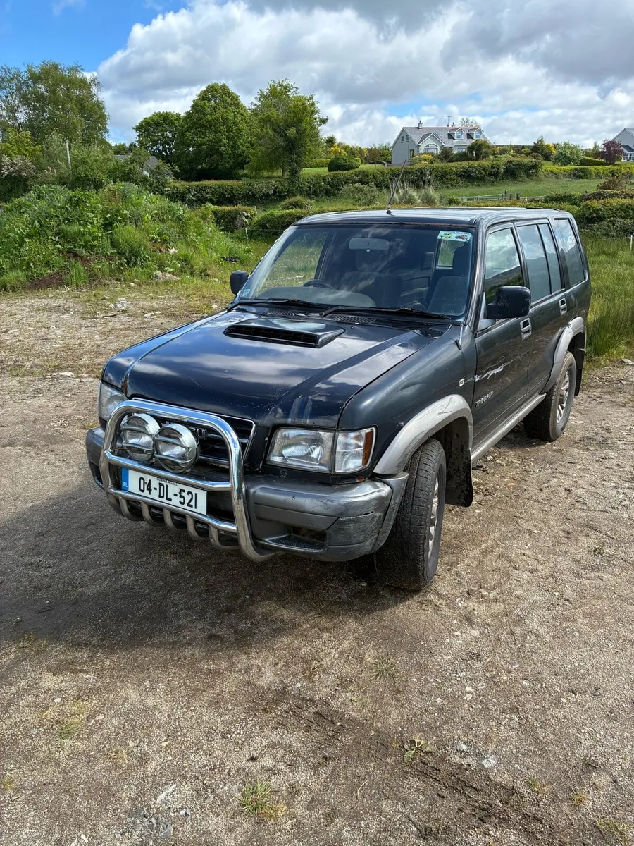 Isuzu Trooper 3.1 - Image 2