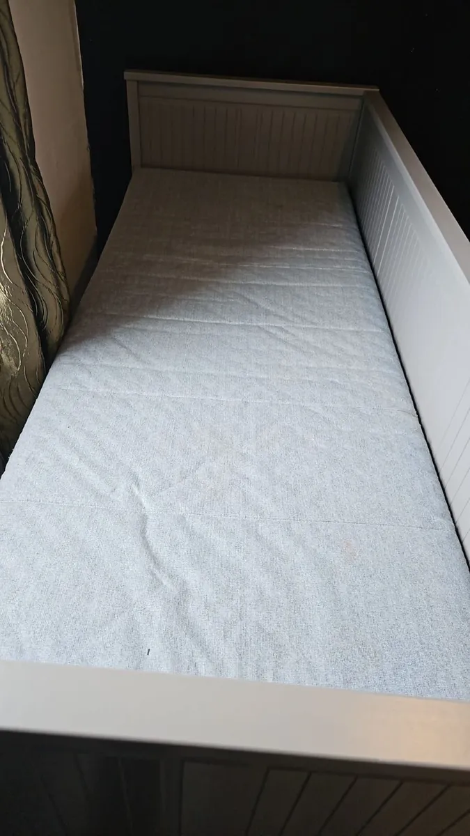 Ikea pull out bed with mattress - Image 2