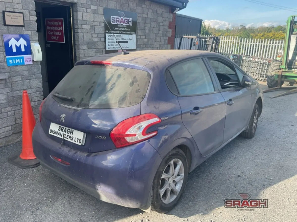 2014 PEUGEOT 208 - Image 4