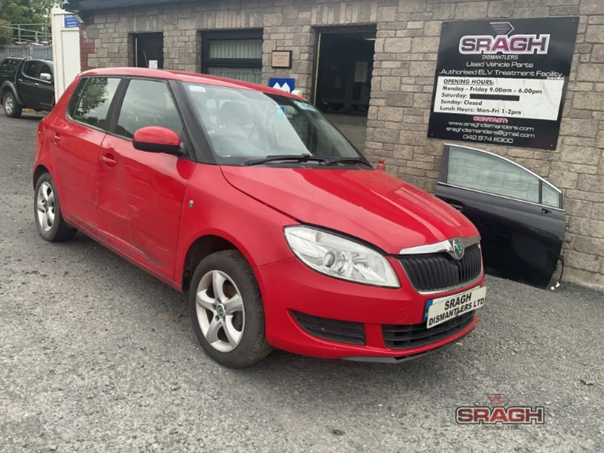 2012 SKODA FABIA - Image 2