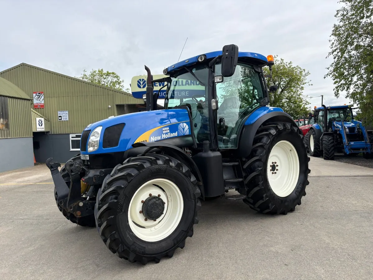 2010 New Holland T6050 SLE - Image 1