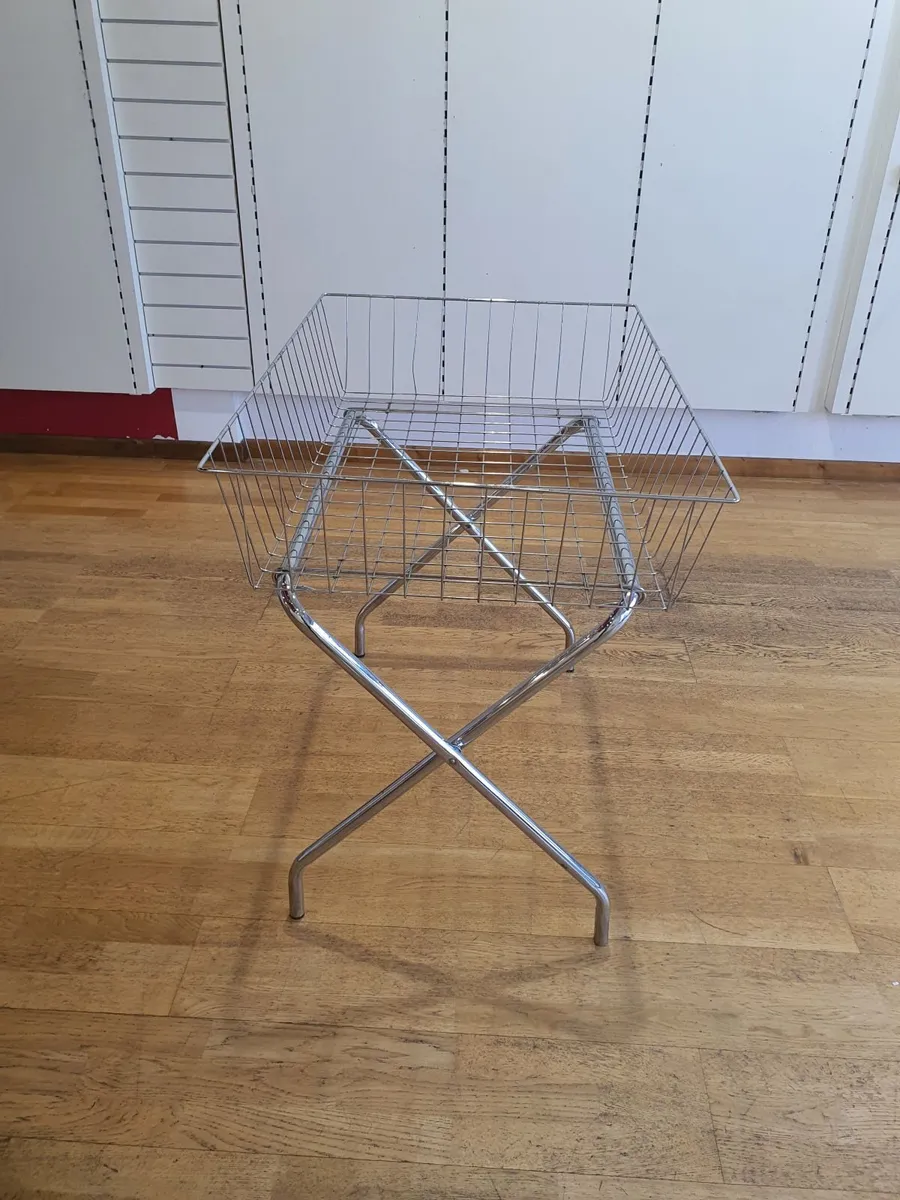 Dump Bins & Wire Baskets - Image 1